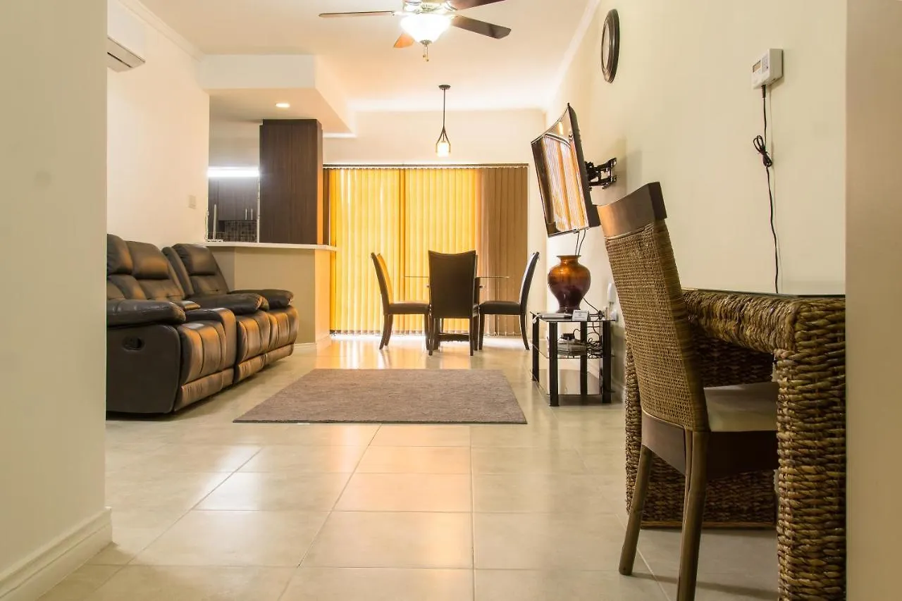 Apartament Jamaica Vacation Rentals - Island Time At Bromptons Kingston Jamajka