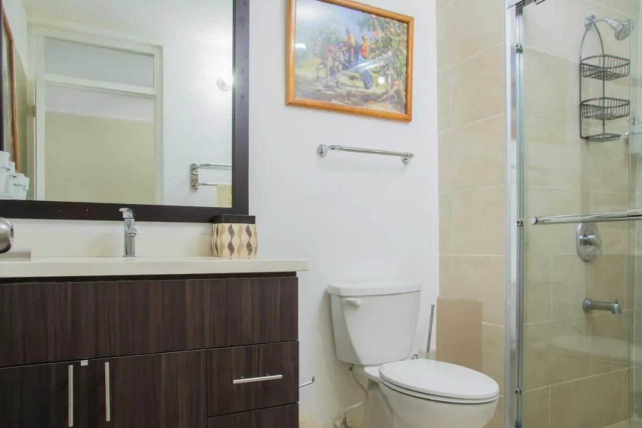 Jamaica Vacation Rentals - Island Time At Bromptons Kingston